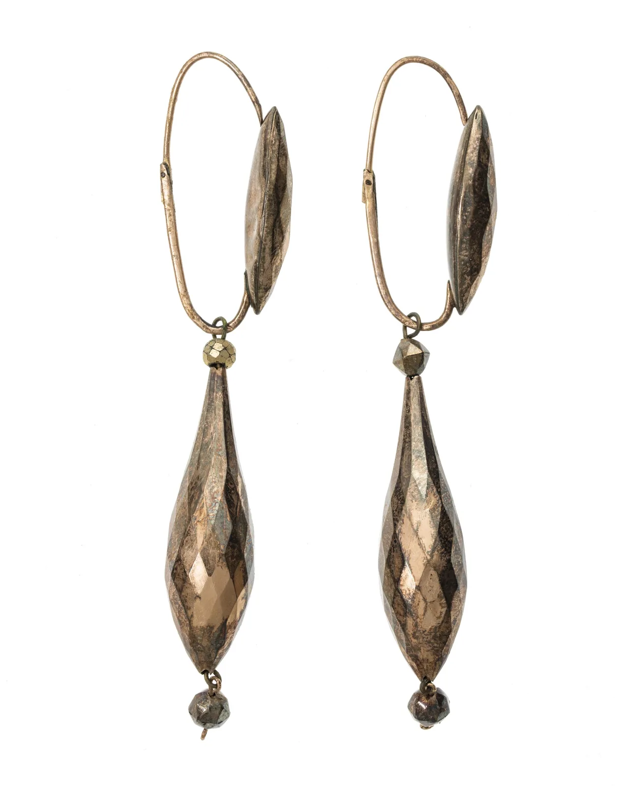 Pair of early nineteenth-century gold earrings, each a long faceted drop hanging from a small hoop and a diamond-shaped top