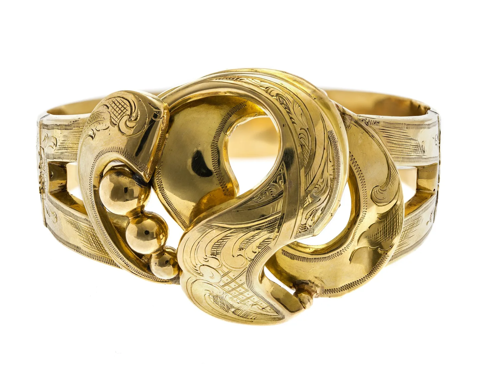 Eighteen-sixty gold bracelet whose front is two large interlocking gold rings, engraved, worn as a single linked sit