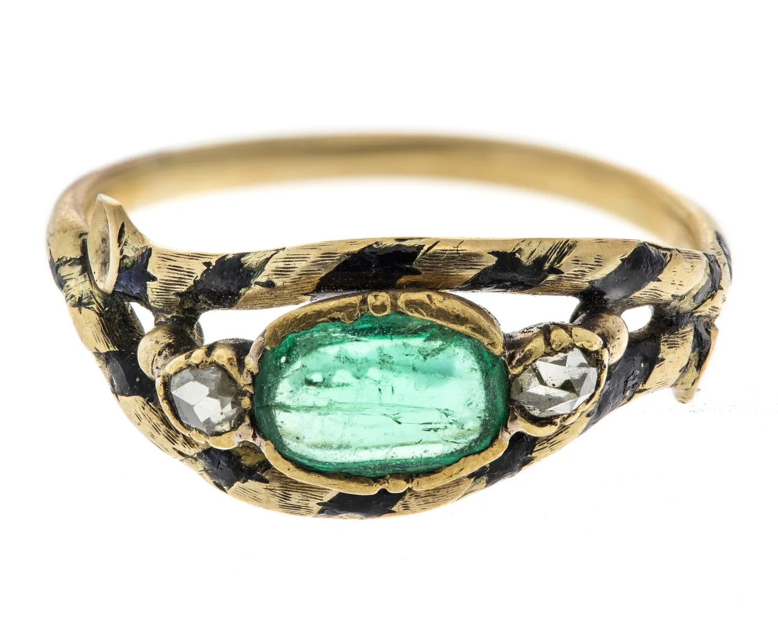 Nineteenth-century gold ring set with an emerald and rose-cut stones