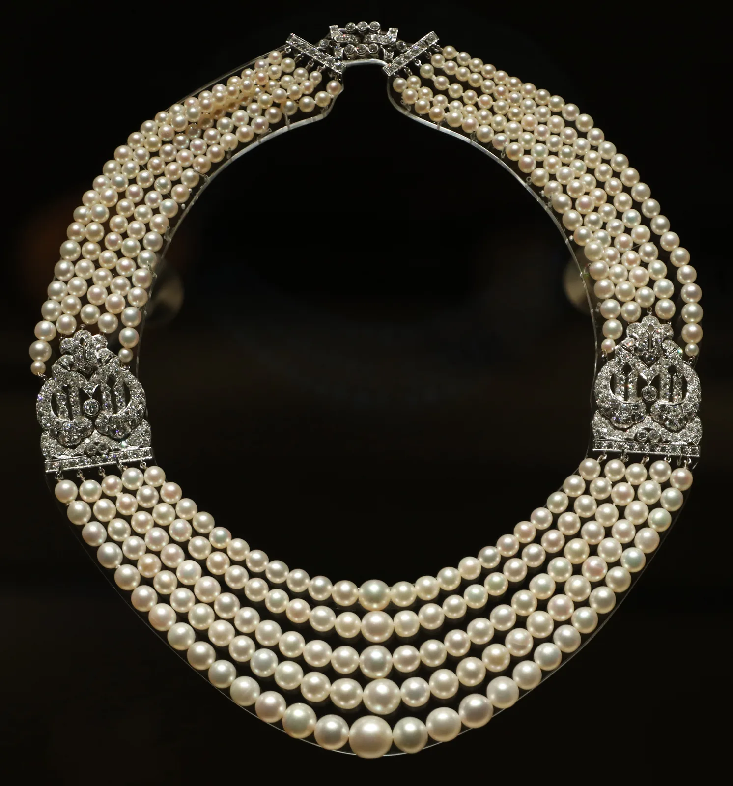 Cartier five-strand Gulf pearl collar with diamond-set plaques, shown as a complete circle