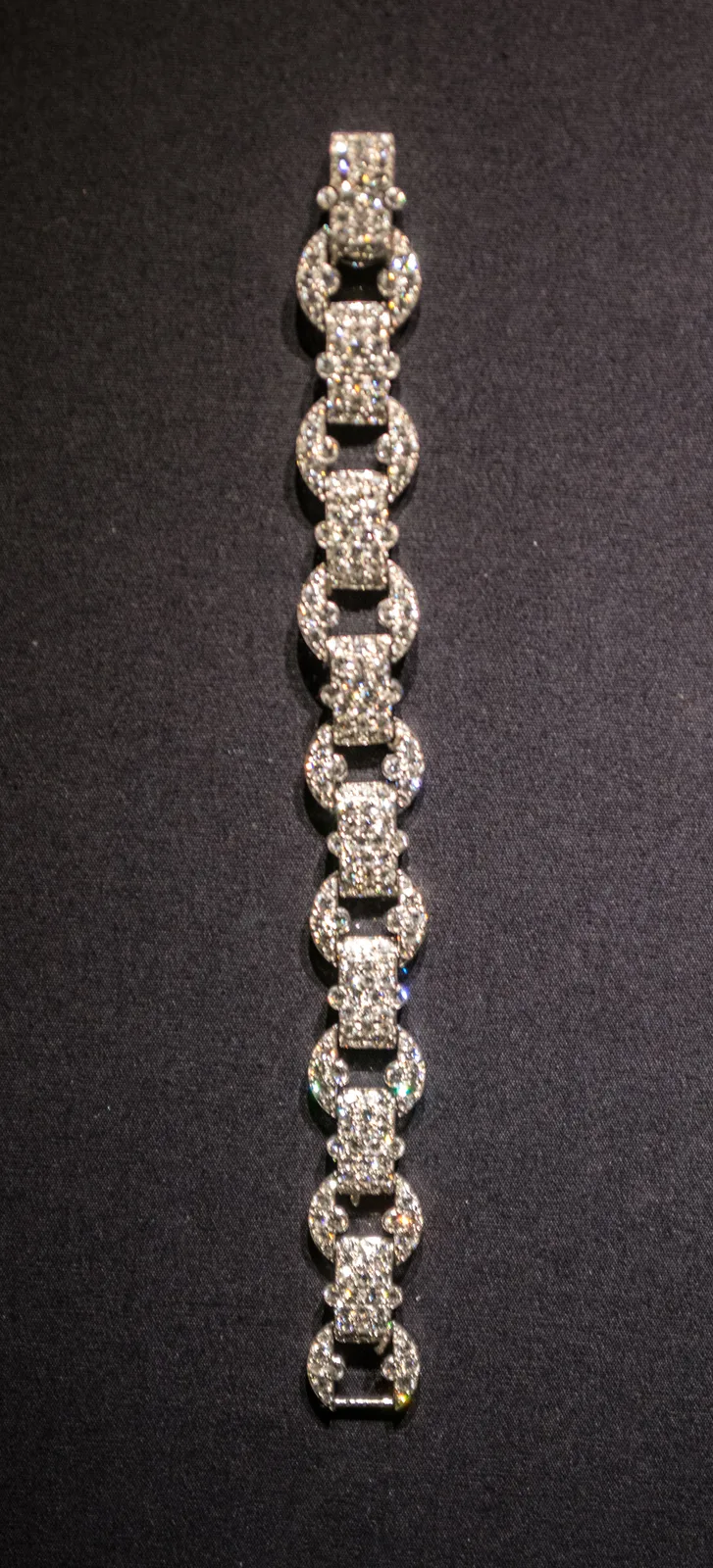 Van Cleef & Arpels loop bracelet of diamond-set circular and bar links